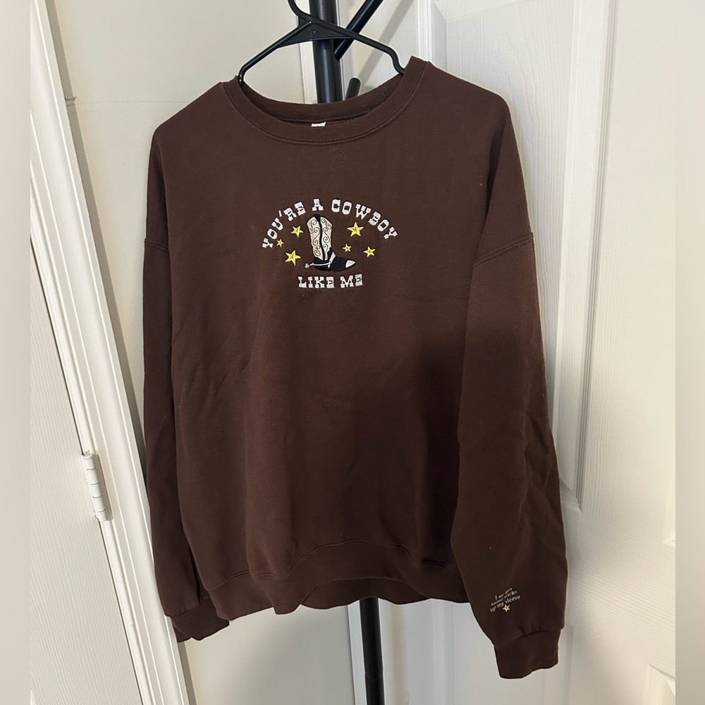 COWBOY LIKE ME taylor swift sweatshirt 🤎🤠